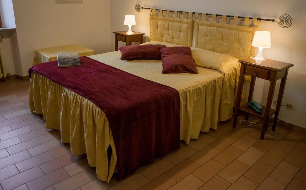 Albergo Ristorante Da Vestro Monticiano Buitenkant foto